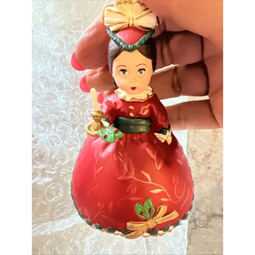 2001 Hallmark Keepsake Ornament Victorian Christmas Madame Alexander